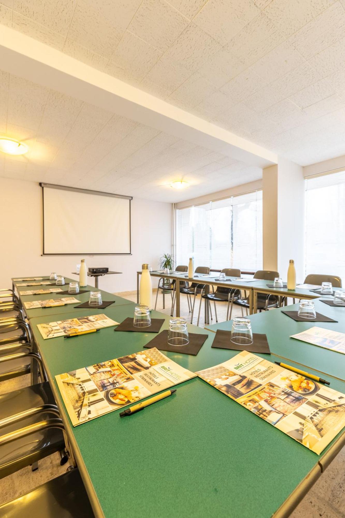 Brit Hotel Le Parc Vichy Bellerive-sur-Allier Dış mekan fotoğraf