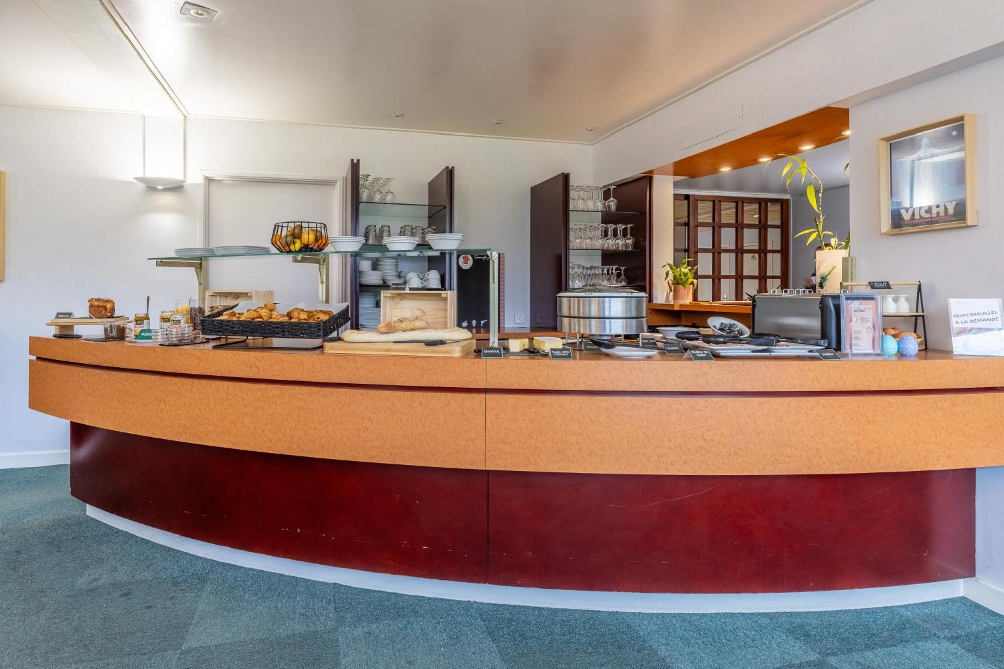 Brit Hotel Le Parc Vichy Bellerive-sur-Allier Dış mekan fotoğraf